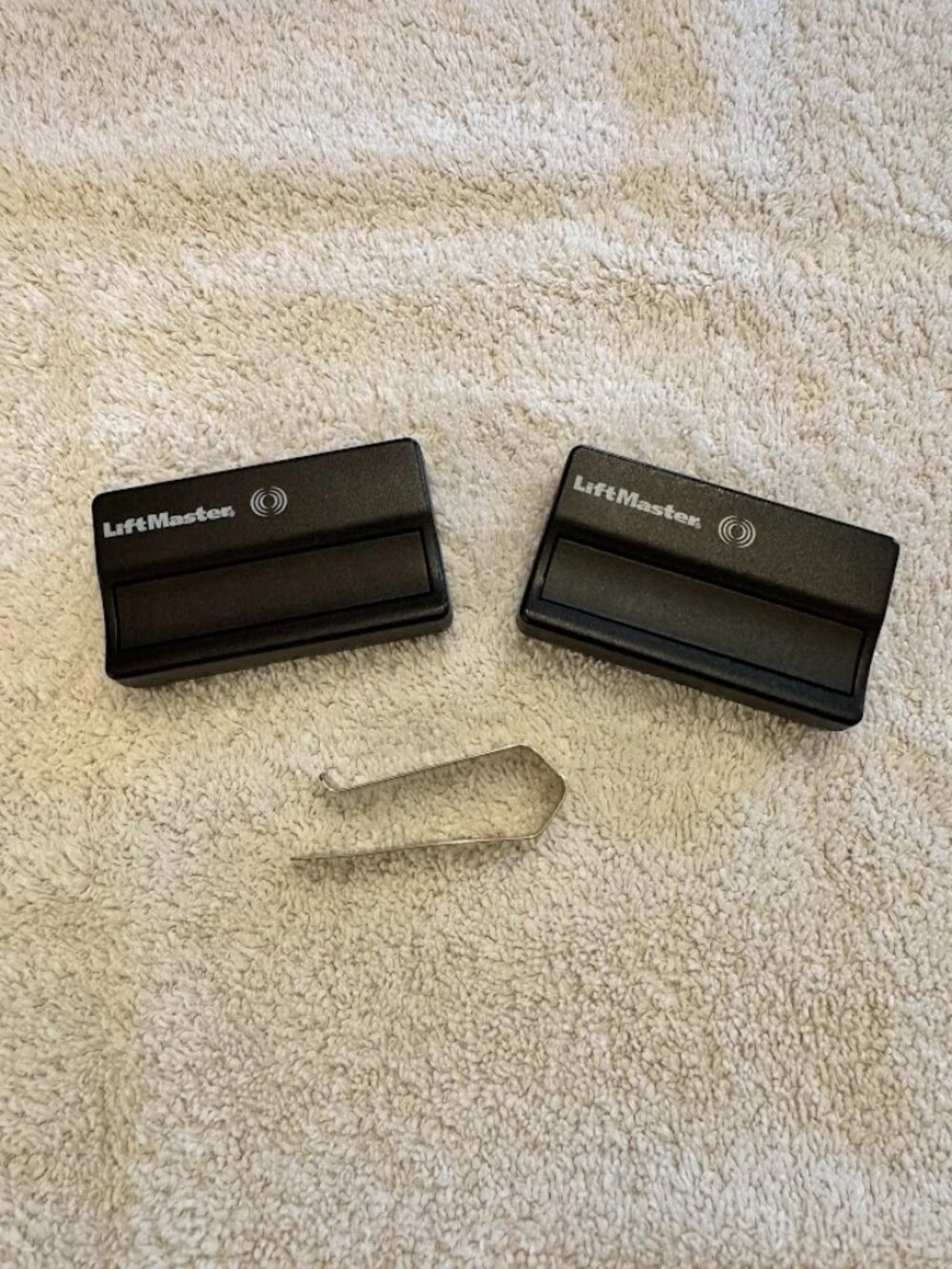 LiftMaster Set of 2 371LM Garage Door Opener Remotes and Clip
